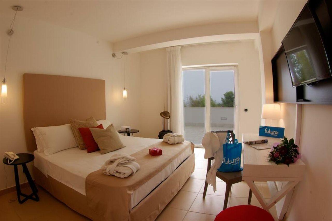 Futura Club Spiagge Bianche Hotel ฟอนตาเน บีอานเก ภายนอก รูปภาพ