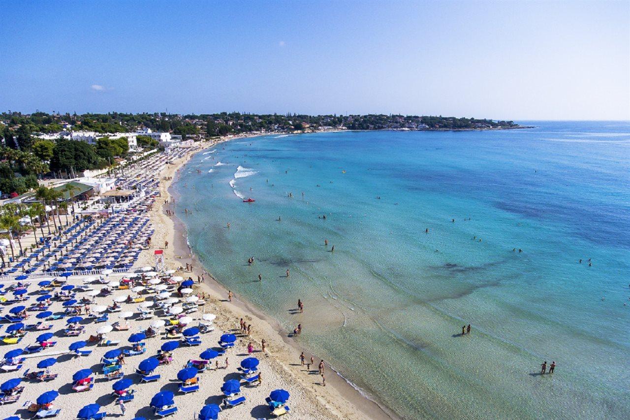 Futura Club Spiagge Bianche Hotel ฟอนตาเน บีอานเก ภายนอก รูปภาพ